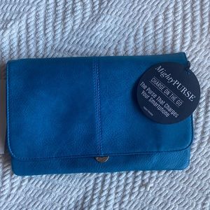 NWT Micro USB for ALL smart phones Charger Purse (HButler Mighty Purse).